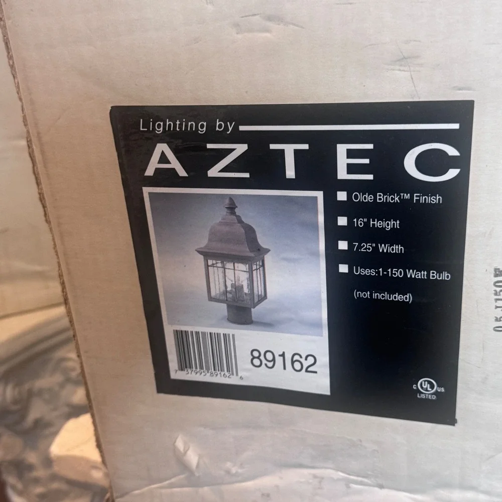 Aztec Lighting Olde Brick Outdoor Post Mount Light Fixture Old Brick‎  89162